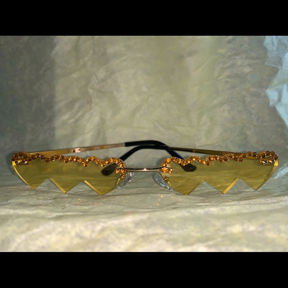Sexy Heart Eye Rimless Rhinestone Sunglasses